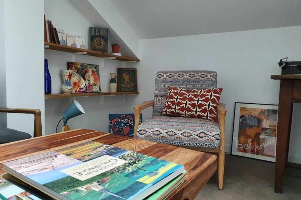 Apartamento Vol De Nuit - Balade Urbaine Au Centre D'Épernay Exterior foto