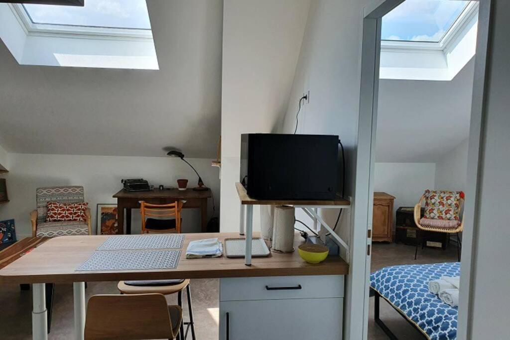 Apartamento Vol De Nuit - Balade Urbaine Au Centre D'Épernay Exterior foto
